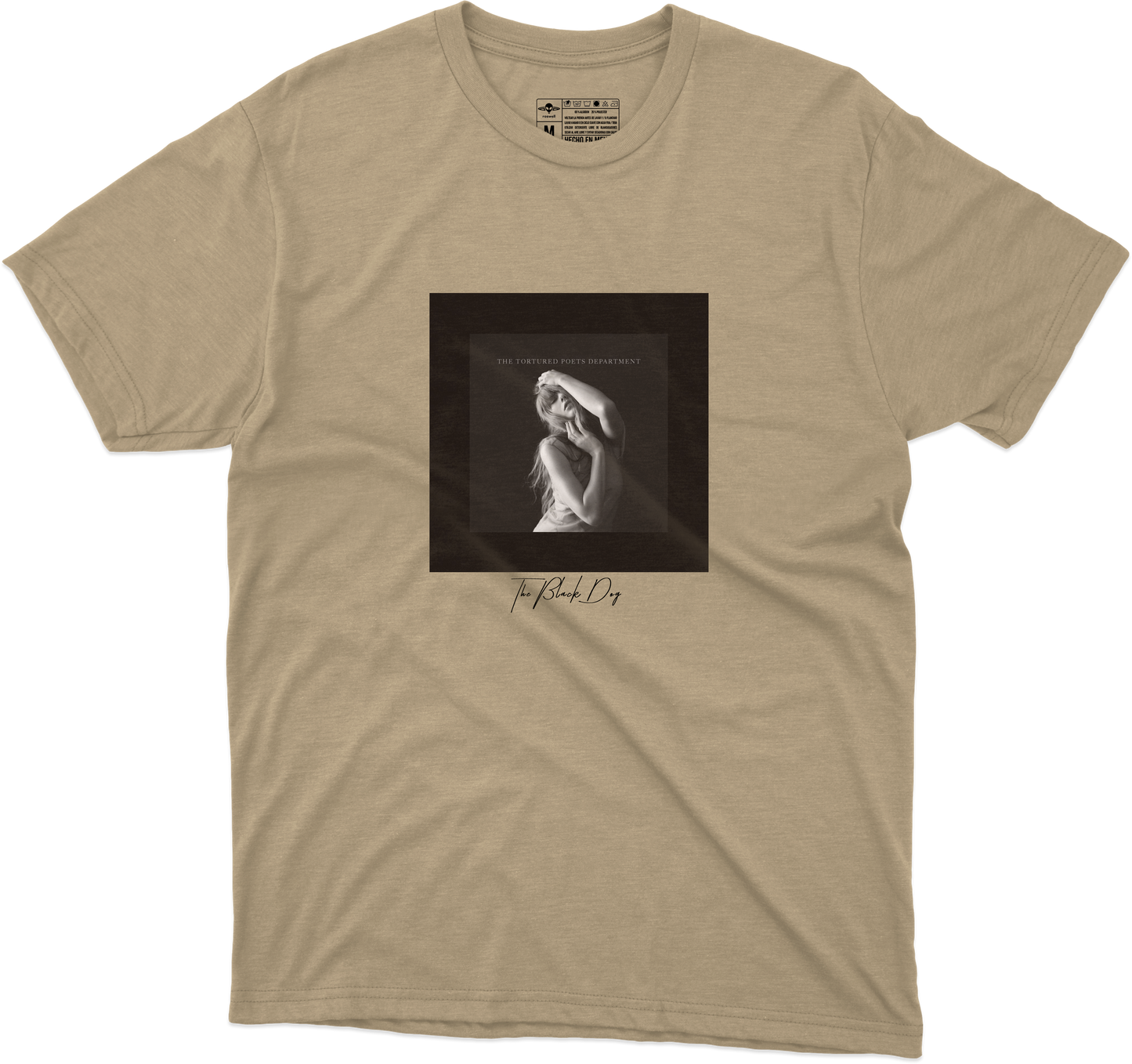 The Black Dog Playera (Corte Regular)
